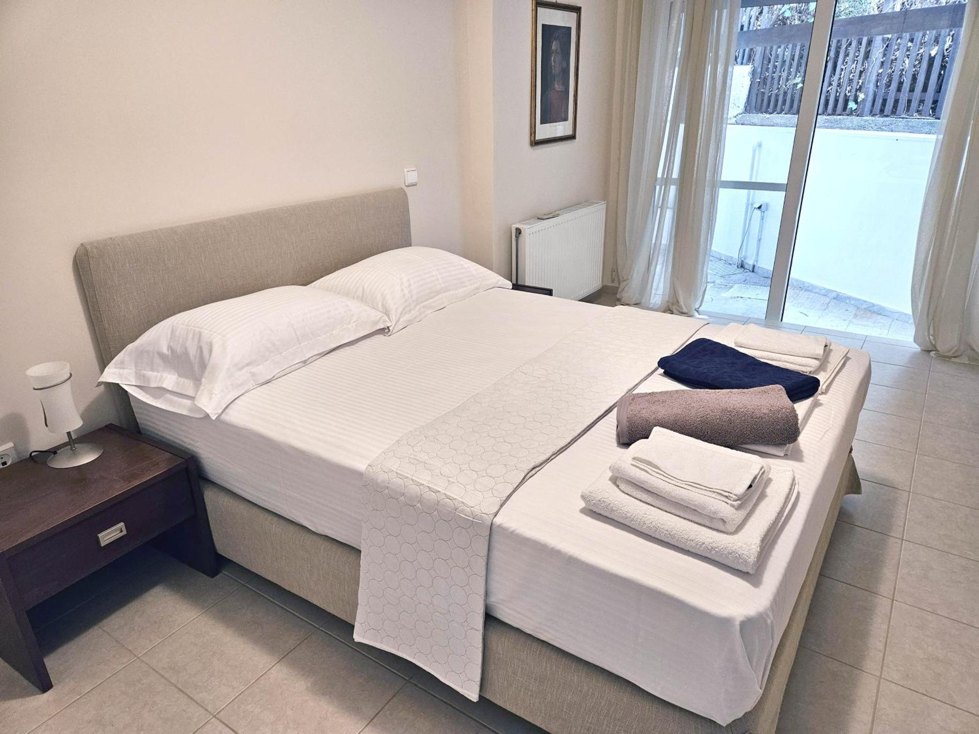 Lagonisi Beach House Kalivia Thorikou Extérieur photo